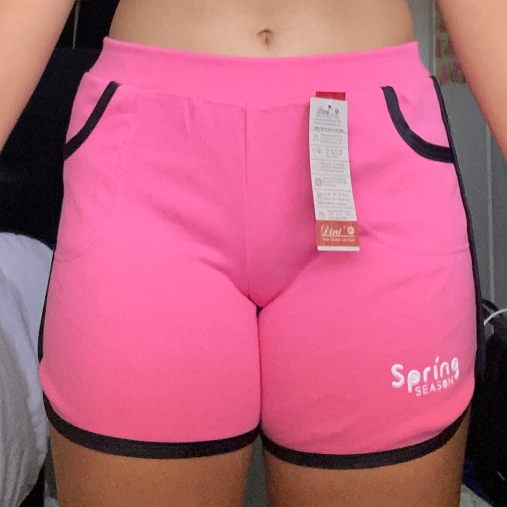 Colored shorts - Picture 4 of 4